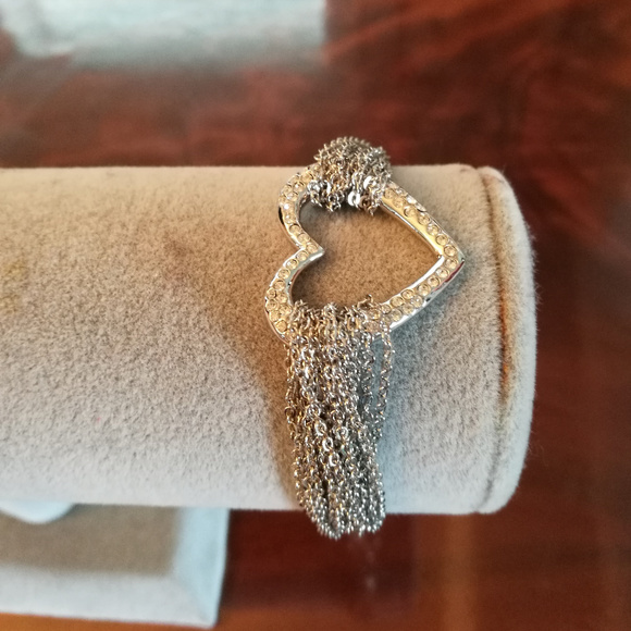 Heart Necklace and Bracelet Set - Picture 3 of 5